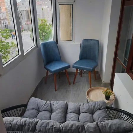 деси Apartment