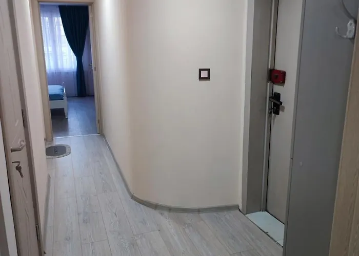 деси Apartamento